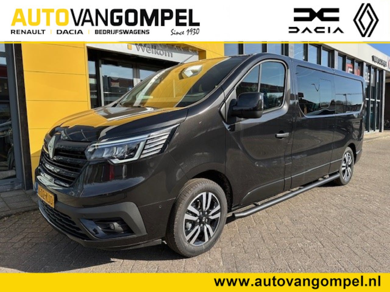 Renault Trafic - 2.0 dCi EDC 170PK T29 L2H1 Extra DC DUBBEL CABINE OP VOORRAAD / BLACK EDITION ANNIVERSARY/ - AutoWereld.nl