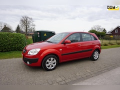 Kia Rio - 1.4 Fifteen automaat AIRCO perfecte staat