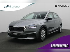 Skoda Fabia - 1.0 MPI 80 pk Ambition | Parkeersensoren achter | Apple Carplay / Android Auto | Cruise Co