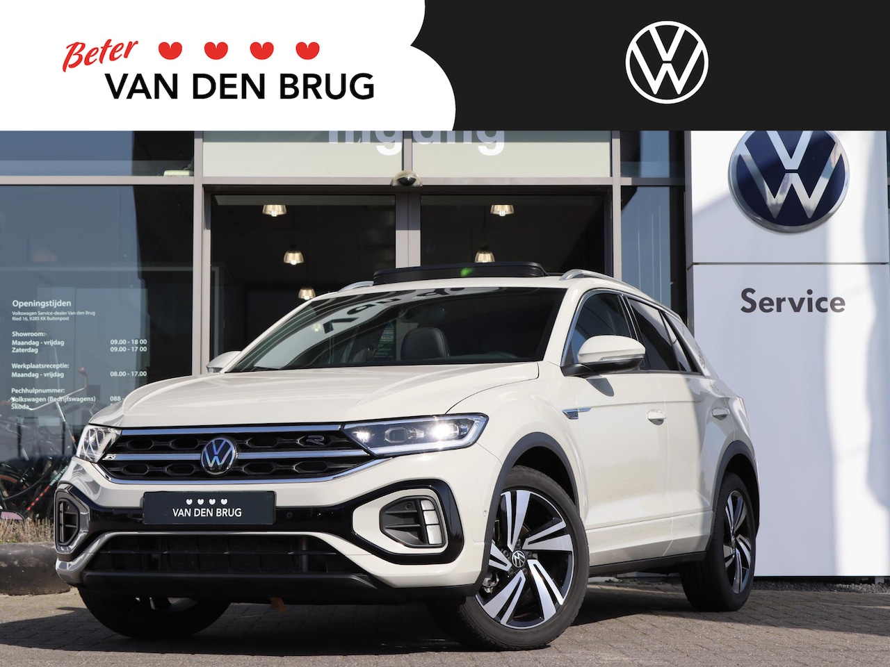 Volkswagen T-Roc - 1.5 TSI 150 pk DSG R-Line | Navigatie | Panoramadak | IQ Light | Camera | App Connect | St - AutoWereld.nl