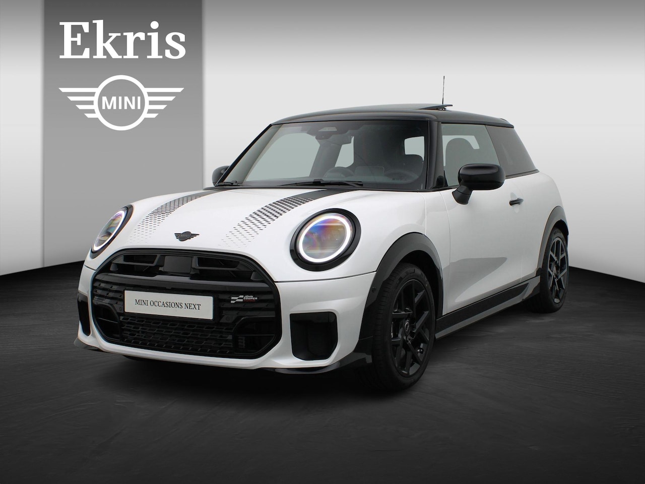 MINI Cooper - 3-Deurs John Cooper Works + Pakket M + Driving Assistant + Glazen panoramadak + Parking As - AutoWereld.nl