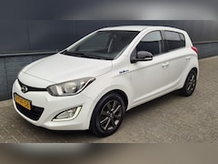 Hyundai i20 - 1.2i Go *airco*5-deurs*stuurbed*lmv