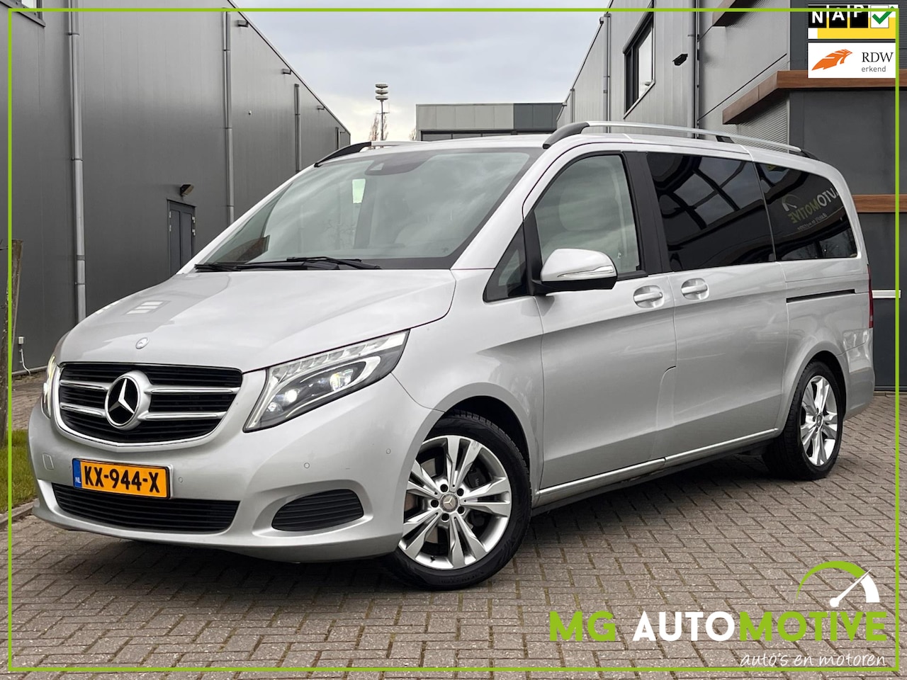 Mercedes-Benz V-klasse - 220 CDI Lang Avantgarde | Navi | Leder | Camera | PDC | Trekhaak - AutoWereld.nl