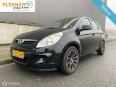 Hyundai i20 - 1.2i i-Drive 5 DRS * ONDERHOUDS BOEKJES