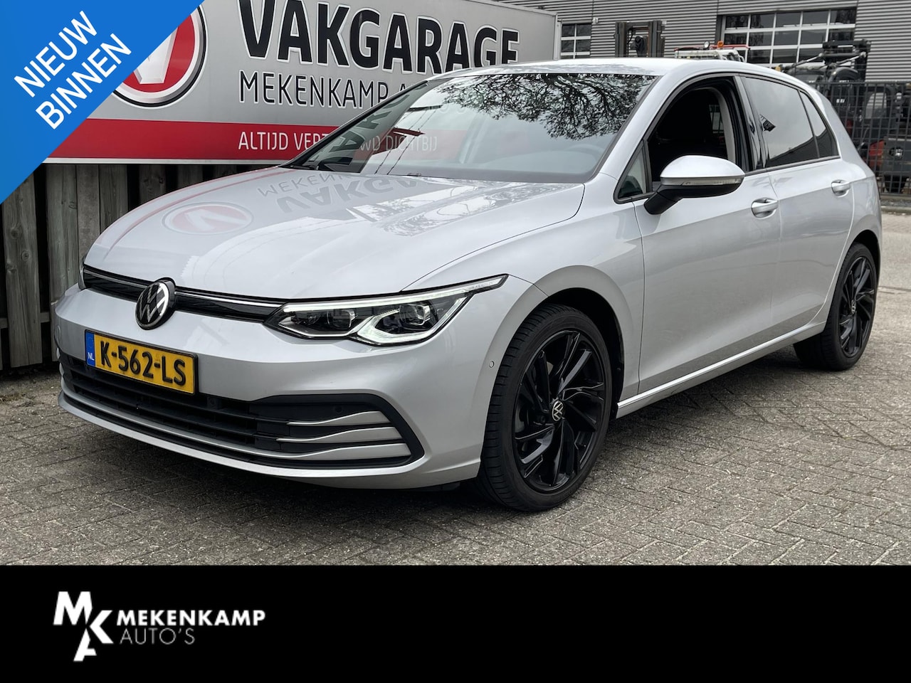 Volkswagen Golf - 1.0 eTSI Life Business 18"/Dodehoek/IQ Light/Memory/Adaptieve cruise/PDC v+a/Sfeerverlicht - AutoWereld.nl