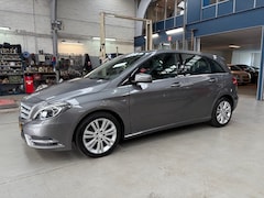 Mercedes-Benz B-klasse - B 200 156PK 7G-DCT Automaat | Leder | Navigatie | Stoelverwarming | Trekhaak | Pdc v+a | C