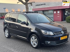 Volkswagen Touran - 1.4 TSI Trendline 7p. Xenon | Pano | Carplay | PDC