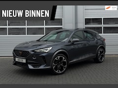 CUPRA Formentor - 1.4 e-Hybrid VZ Performance Copper / Kuip / Lane Assist / Dodehoek / Camera / Carplay / Ga