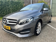 Mercedes-Benz B-klasse - 180 Ambition AIRCO | NAVI | TREKHAAK | NIEUWSTAAT