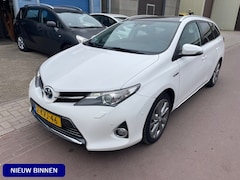 Toyota Auris Touring Sports - 1.8 Hybrid Lease Pro 2013 NAP 250.586km Panorama Navigatie, Camera, 17" sportvelgen, etc.