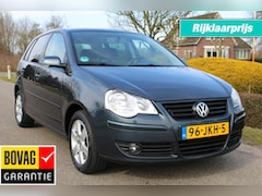 Volkswagen Polo - 1.4-16V 80pk Comfortline 5-deurs airco/cruise/lm velgen