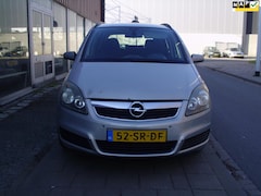 Opel Zafira - 2.2 Enjoy