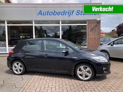 Toyota Auris - 1.8 VVT-i Executive Hybrid 163.815 km