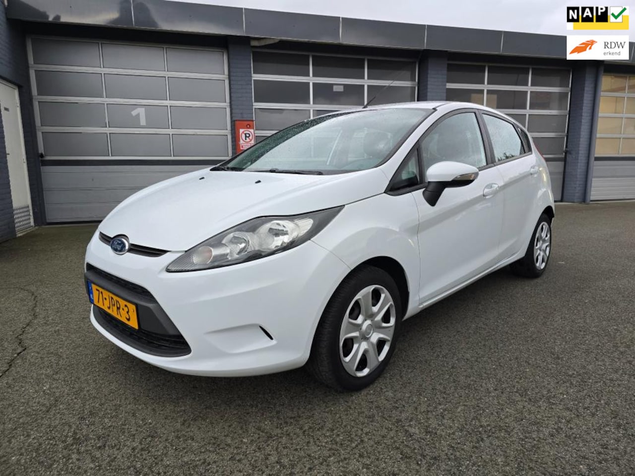 Ford Fiesta - 1.25 Limited NAP/APK/AIRCO/DISTRIBUTIE VERVANGEN - AutoWereld.nl