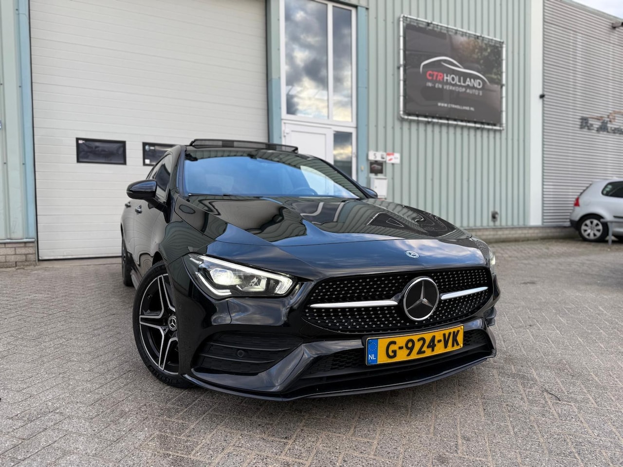 Mercedes-Benz CLA-klasse Shooting Brake - 200 AMG-Line (bj 12-2019) PANO|SFEERVERL.|LUXE OPTIES - AutoWereld.nl