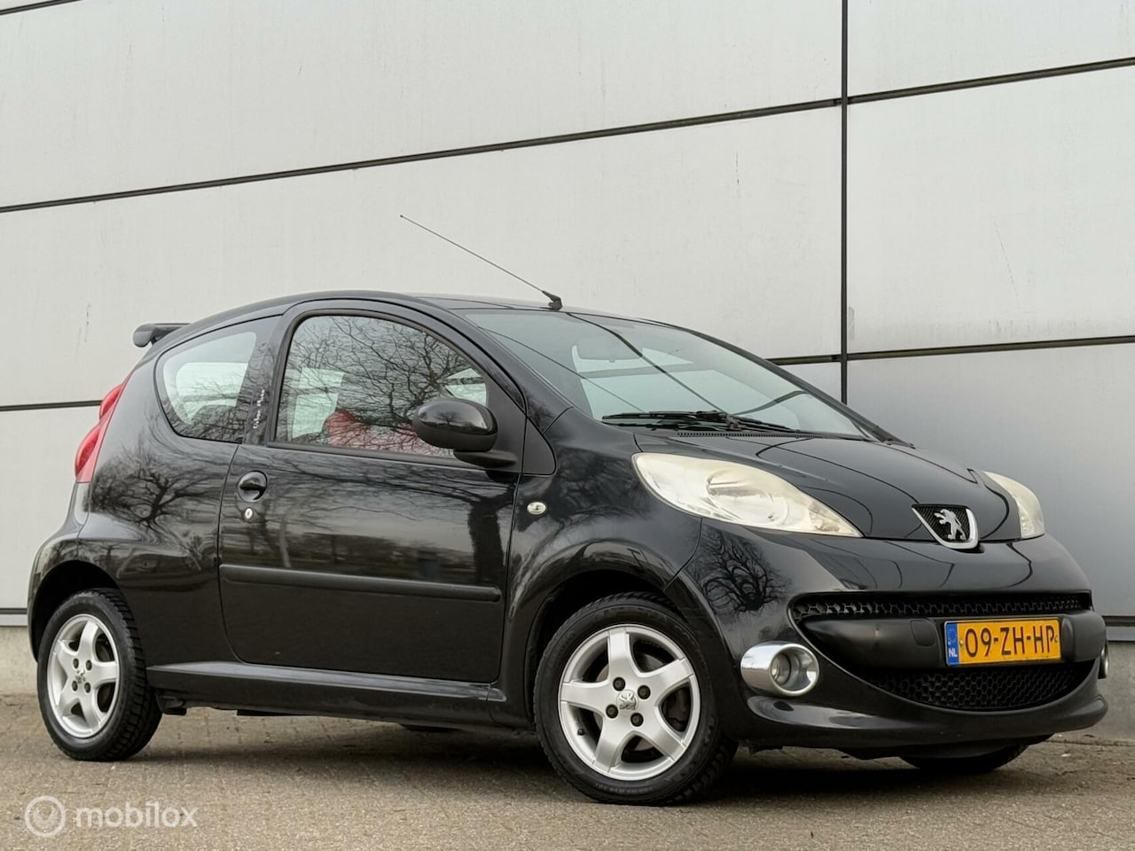 Peugeot 107 - 1.0-12V XS Electr Ramen |Lmv |Nap |Boekjes - AutoWereld.nl