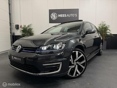 Volkswagen Golf - 1.4 TSI GTE|Pano|CarPlay|19"|DAB|PDC|Cruise