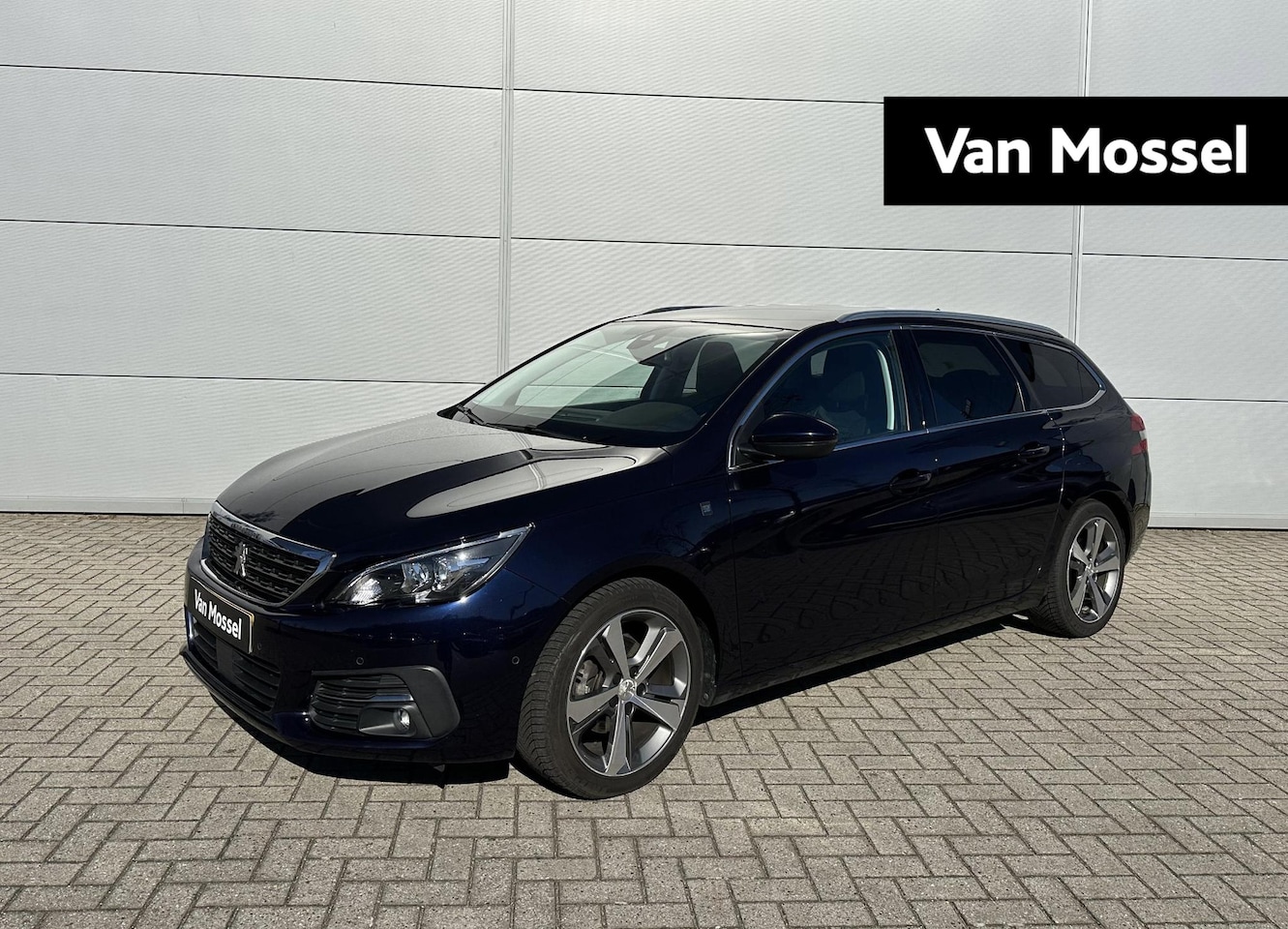 Peugeot 308 SW - 1.2 PureTech Tech Edition | Panoramisch schuifdak | Camera | Cruise Control | Apple Carpla - AutoWereld.nl