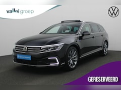 Volkswagen Passat Variant - 1.4 TSI 218 pk DSG PHEV GTE Business | Panoramadak | Trekhaak | Leder | Navigatie Discover