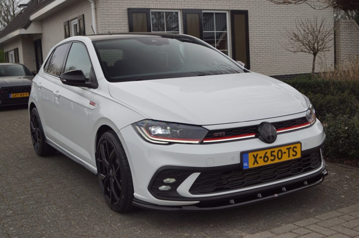 Volkswagen Polo - GTI 2.0 TSI (207pk) DSG IQ Light/Maxton/Navi/Virtual/ACC/18 inch - AutoWereld.nl