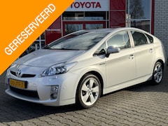 Toyota Prius - 1.8 HYBRID DYNAMIC NL-AUTO LED KEYLESS AFN-TREKHAAK NAVI BLUETOOTH HEAD-UP CRUISE CAMERA 1