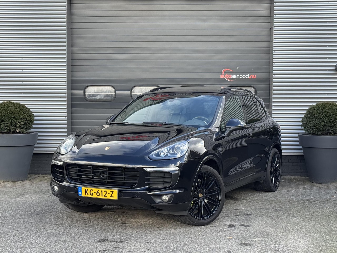 Porsche Cayenne - 3.0 S E-Hybrid | Sport Chrono | Panoramadak | Camera | Luchtvering | Adaptive Cruise Contr - AutoWereld.nl