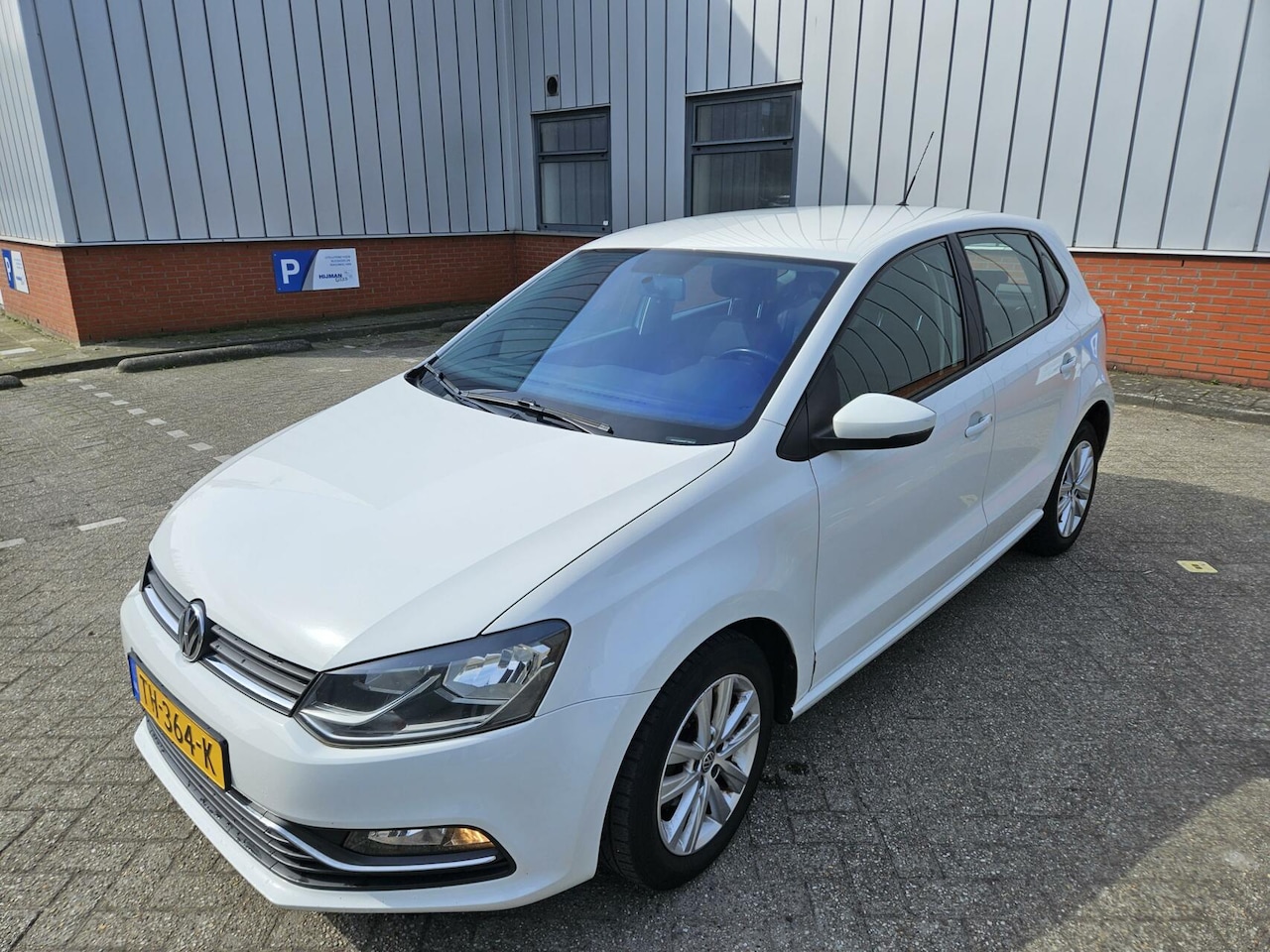 Volkswagen Polo - 1.0 Cruise/Airco/5Deurs - AutoWereld.nl