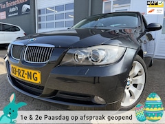 BMW 3-serie - 318i Dynamic Executive 6 bak met parkeersensoren en airco en cruise controle