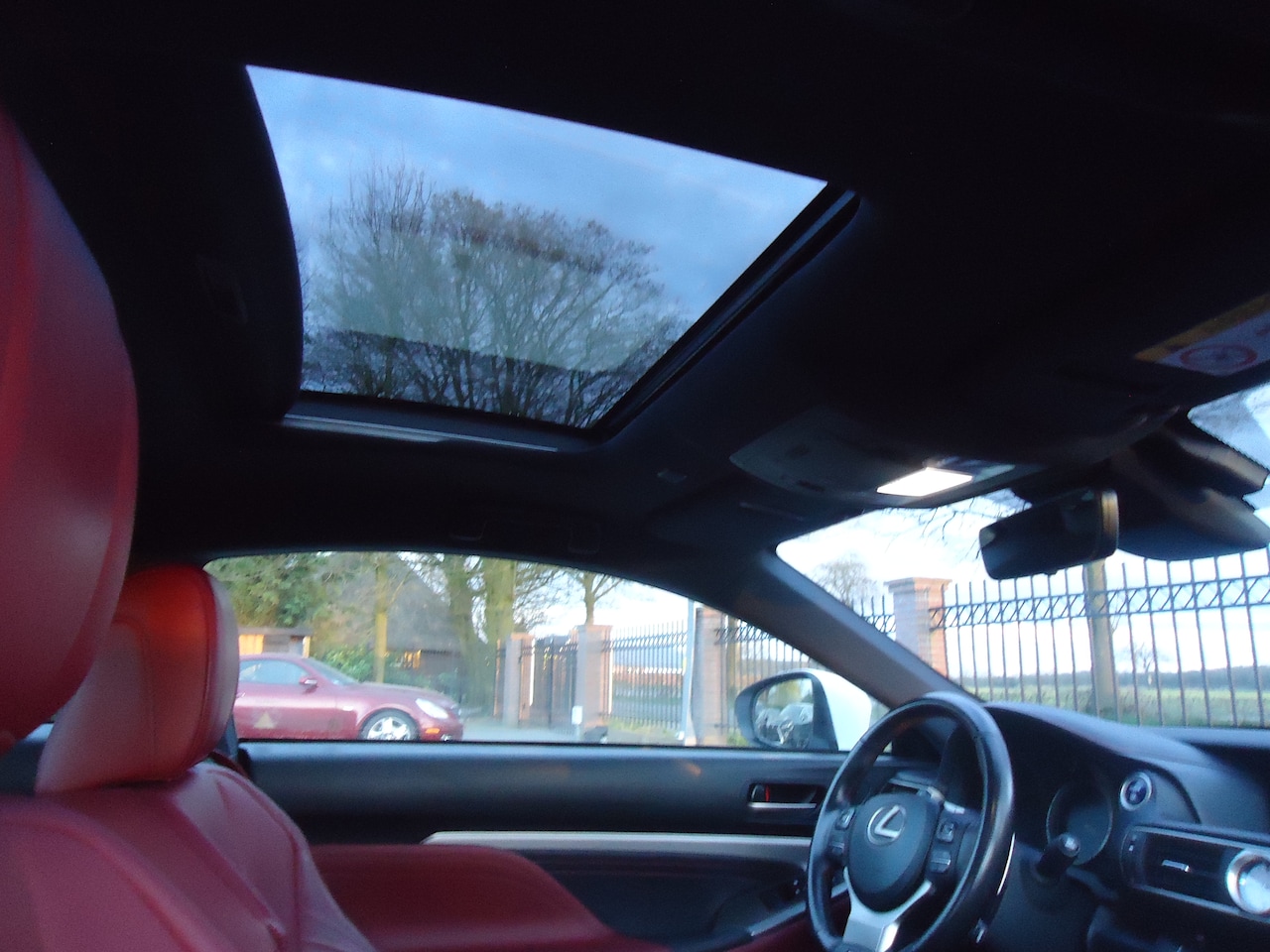 Lexus RC - 300h F Sport Line met iedere denkbare optie