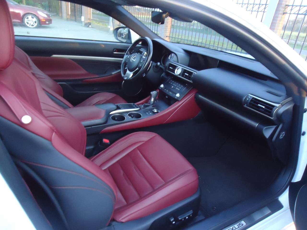 Lexus RC - 300h F Sport Line met iedere denkbare optie