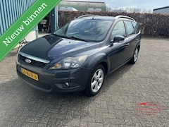 Ford Focus Wagon - 1.6 Comfort