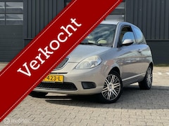 Lancia Y(psilon) - Ypsilon 1.4 BENZINE ✅ AIRCO ✅ RIJD GOED