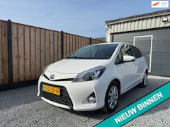 Toyota Yaris - 1.5 Full Hybrid Aspiration Cruise | Navi | APK