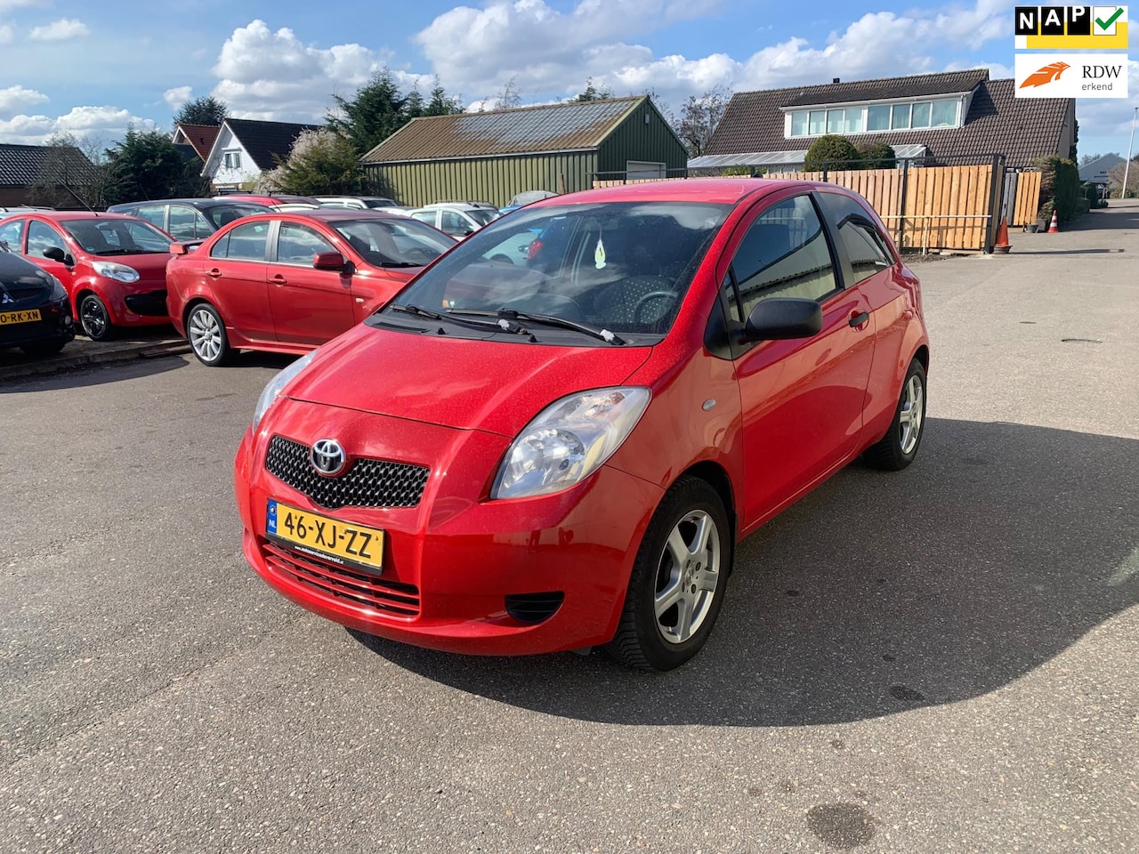 Toyota Yaris - 1.3 VVT-i Terra 1.3 VVTi Terra - AutoWereld.nl