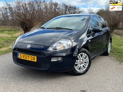 Fiat Punto Evo - 0.9 TwinAir Street / Radio-CD Speler / Airco / Goed Onderhouden / Cruise Control /