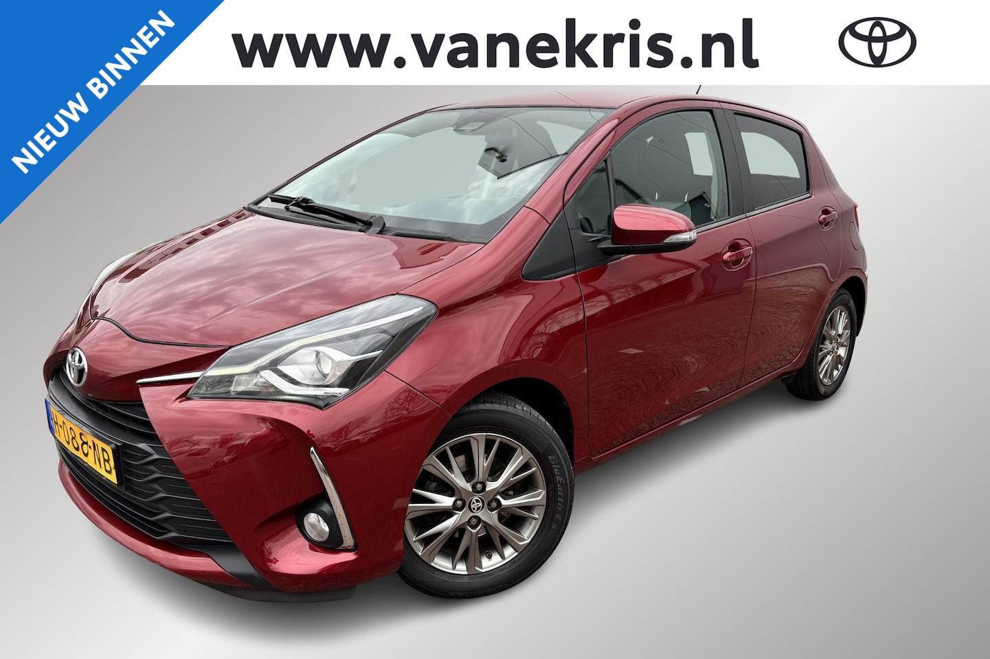 Toyota Yaris - 1.5 VVT-i Dynamic Aplle carplay, Android auto , LM velgen, Smart key - AutoWereld.nl