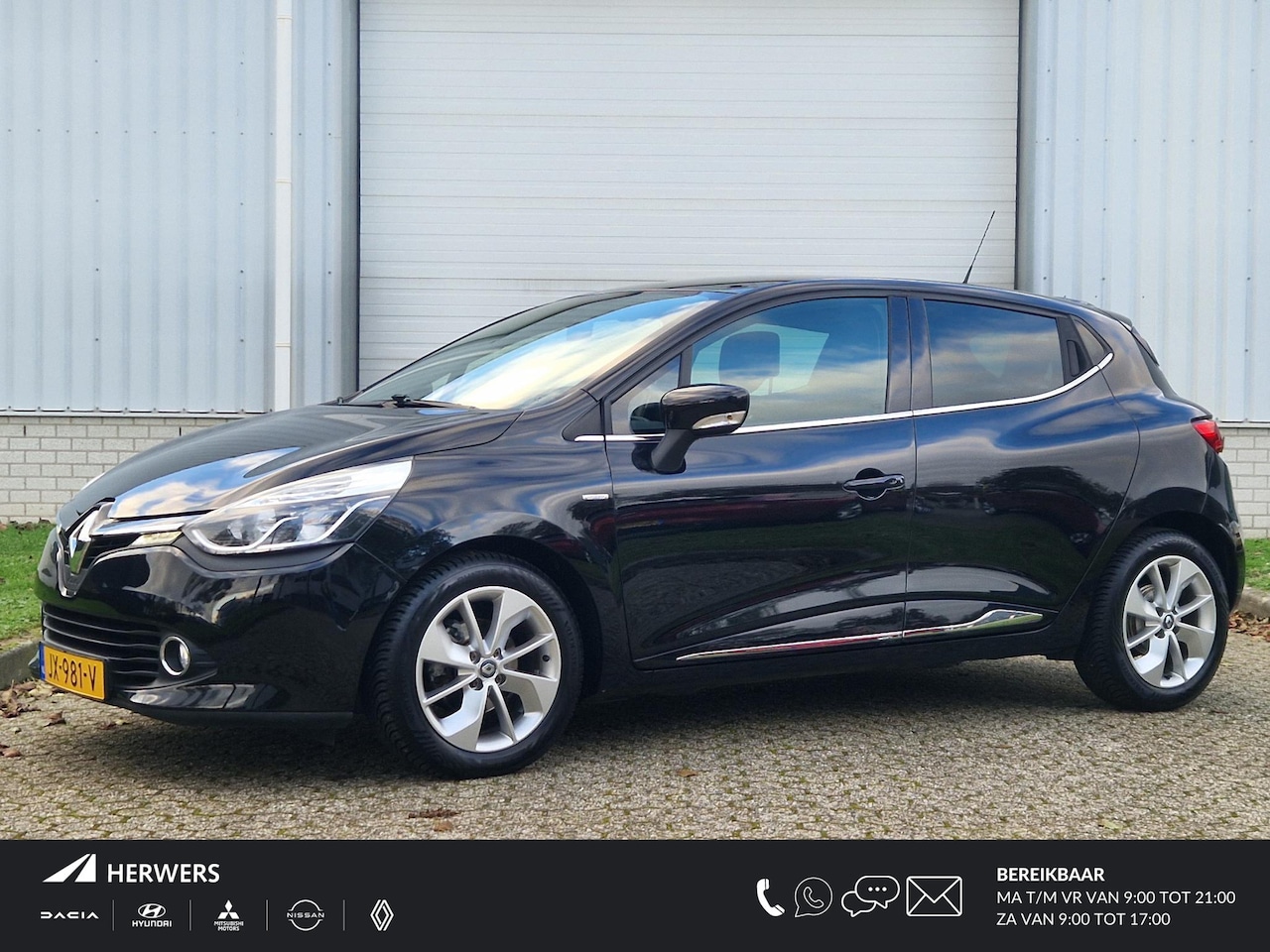 Renault Clio - 0.9 TCe Eco2 Limited / Navigatie / PDC / Cruise Control / Getinte Ramen / - AutoWereld.nl