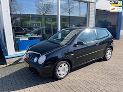 Volkswagen Polo - 1.2