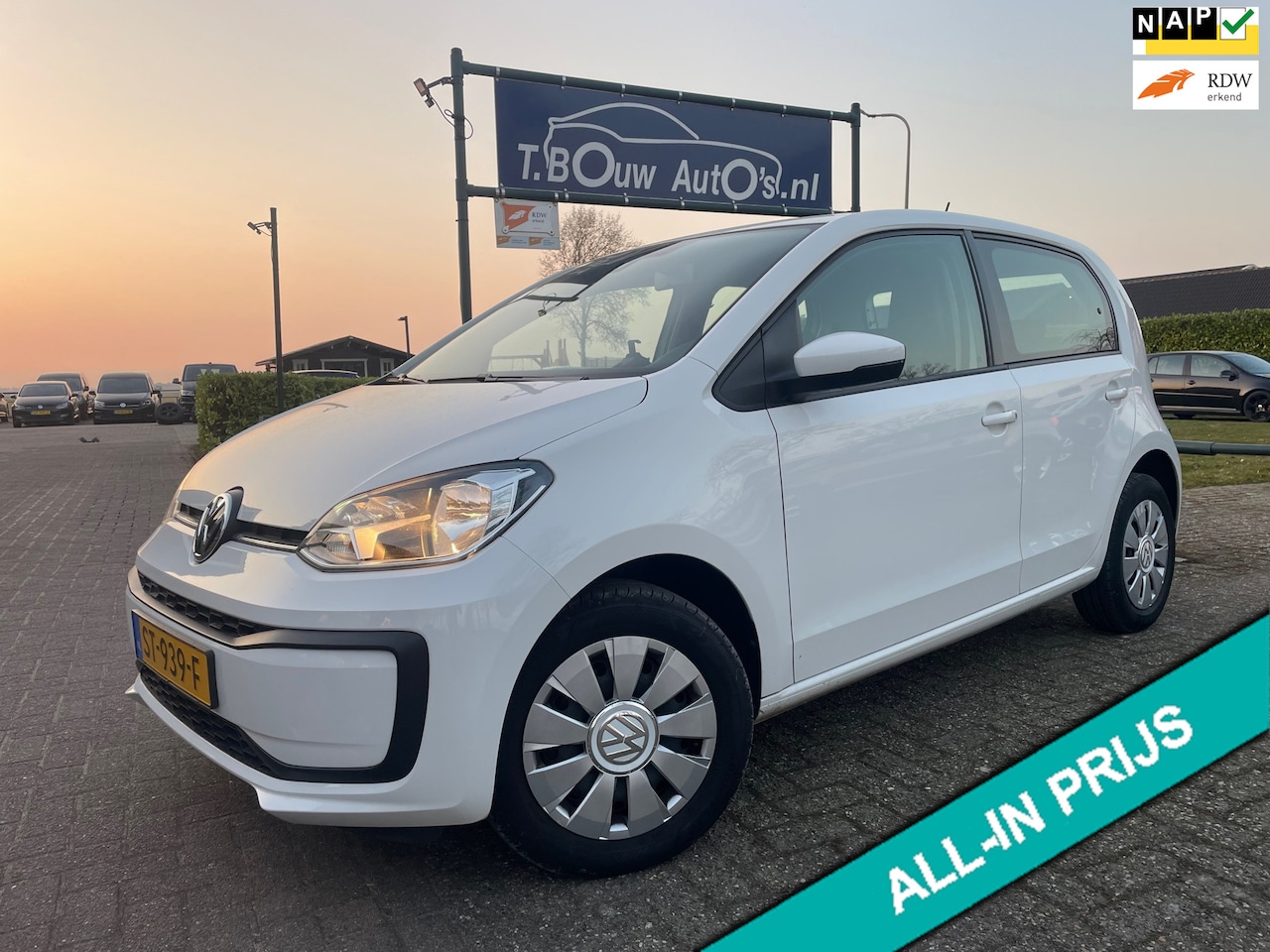 Volkswagen Up! - 1.0 BMT move up!|Lage KM|NAP|Trekhaak| - AutoWereld.nl