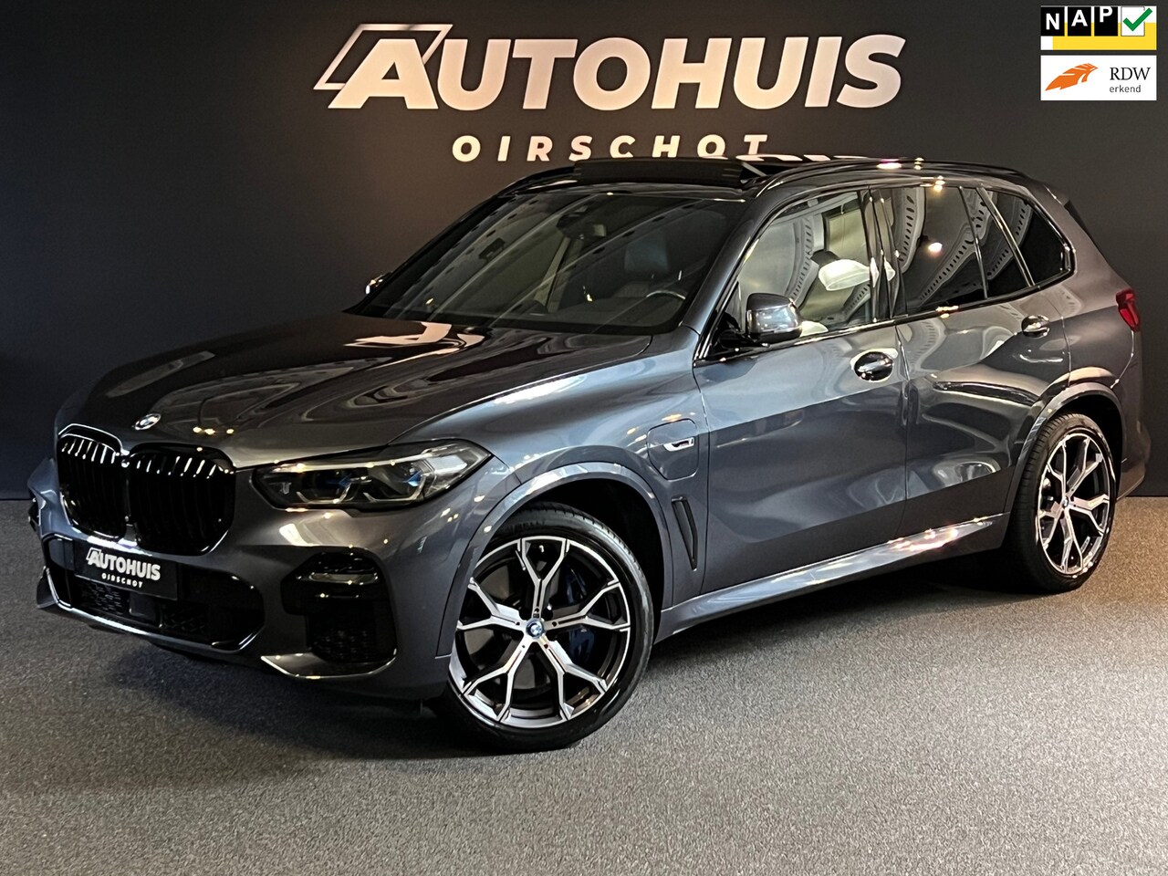 BMW X5 - XDrive45e High Executive Edition M Pano/21"/ M Sport remmen/ Memoryseats/360Camera/Laserli - AutoWereld.nl