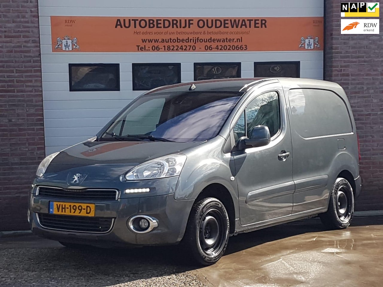 Peugeot Partner - 120 1.6 e-HDI L1 Navteq 120 1.6 e-HDI L1 Navteq - AutoWereld.nl