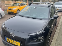 Citroën C4 Cactus - 1.2 PureTech Shine Citroën C4 Cactus 1.2 E-thp 110 2016 Zwart met trekhaak