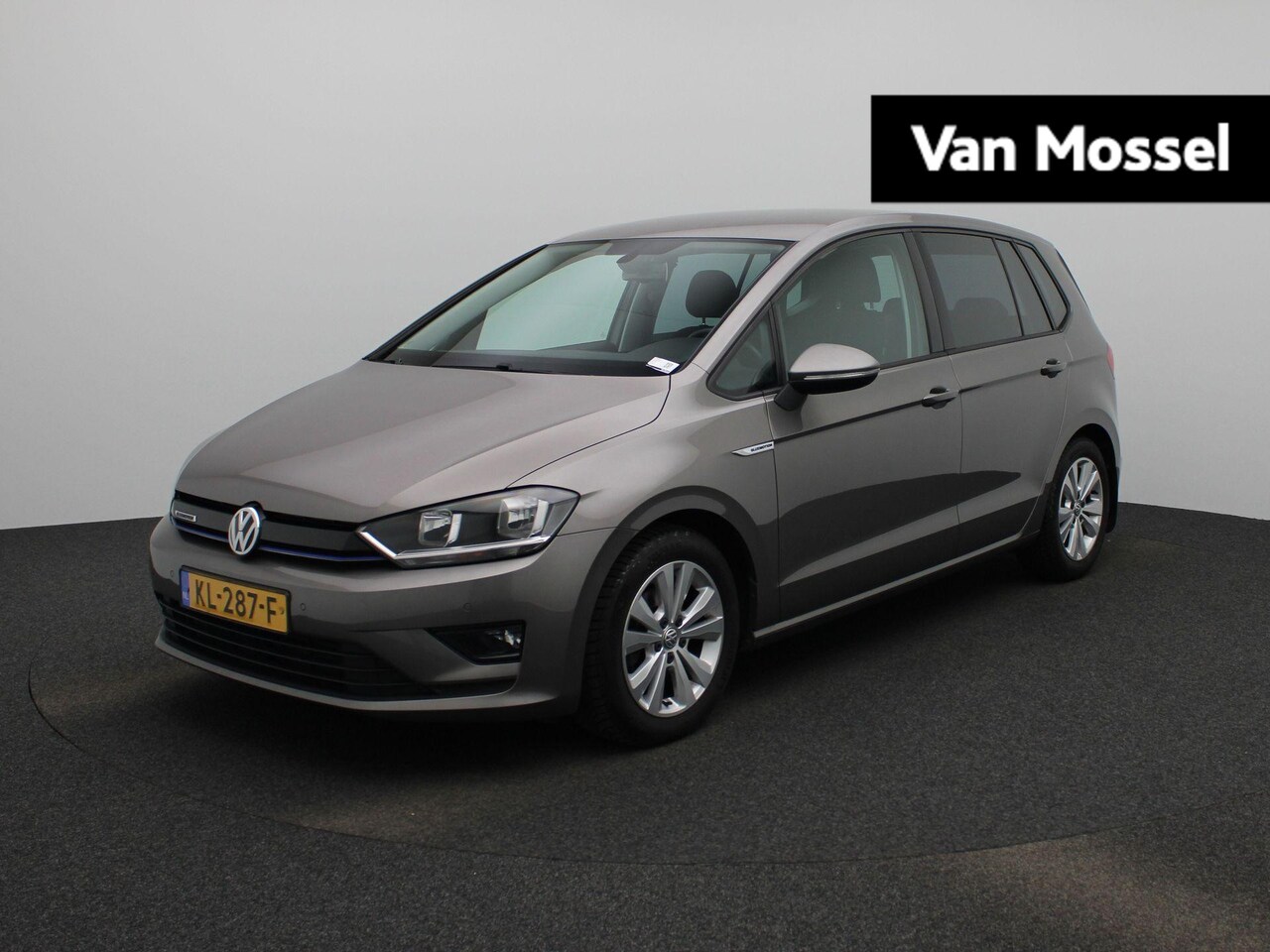 Volkswagen Golf Sportsvan - 1.0 TSI Connected Series | Achteruitrijcamera | Stoelverwarming | - AutoWereld.nl