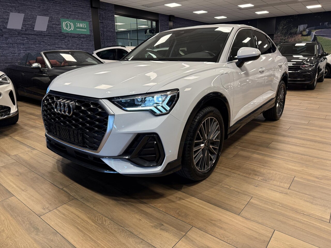 Audi Q3 Sportback - 45 TFSI e Business Edition+ PHEV|Privacy|LED|DSG| - AutoWereld.nl