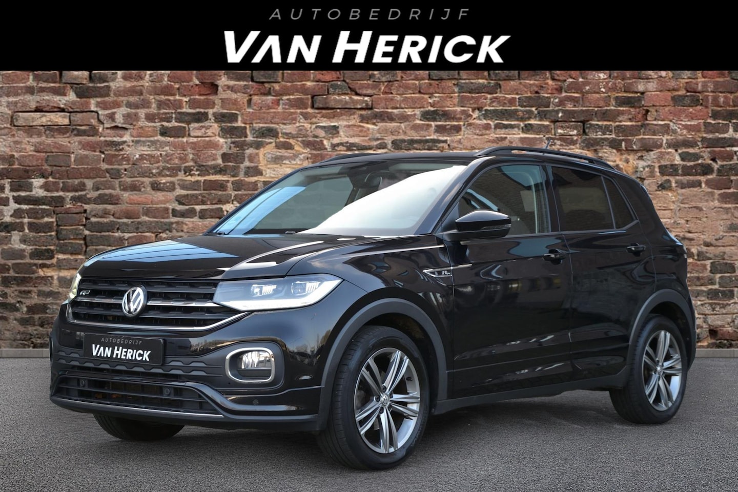 Volkswagen T-Cross - 1.0 TSI R-Line Automaat 115PK | Virtual Cockpit | ACC | App-Connect - AutoWereld.nl