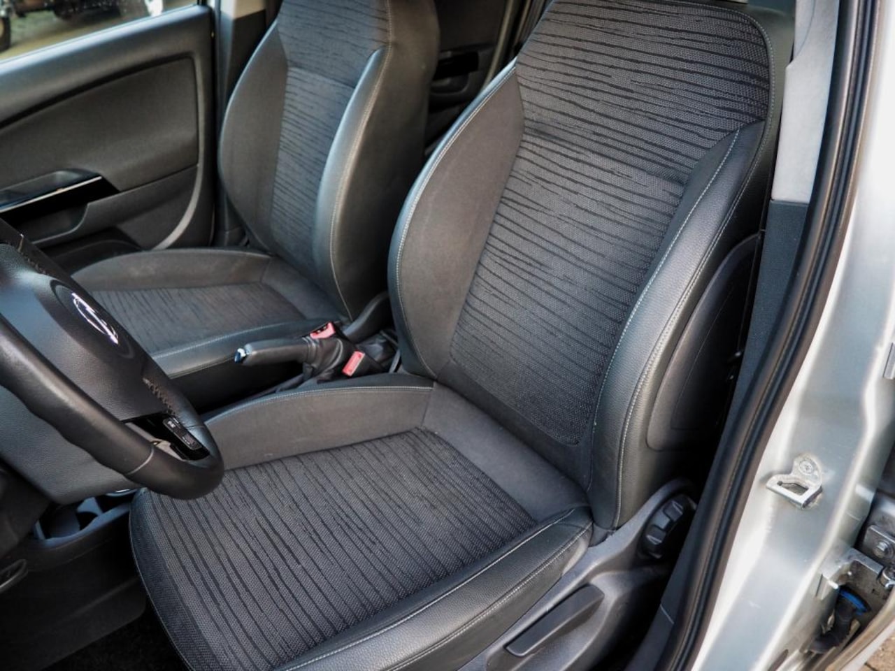 Opel Corsa - 1.4 Berlin AIRCO CRUISE LM VELGEN ELEK. PAKKET