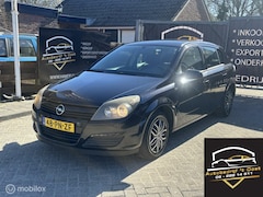 Opel Astra - 1.4 Enjoy rijd en schakelt prima