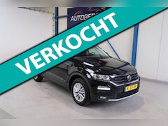 Volkswagen T-Roc - 1.0 TSI Style - N.A.P. Airco, Cruise, Navi, PDC