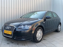 Audi A3 - 1.9 TDIe Attraction Business Edition|Climate Control|