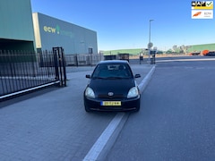 Toyota Yaris - 1.0-16V VVT-i Terra